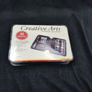 Creative Arts 30 Piece Art Set Media Assortment Water Color Markers TS-TA-086